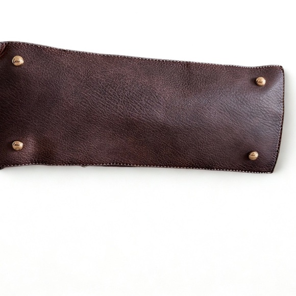 💵 Alyssa Vegan Leather Studded Tote 3 in 1 Brown Western NWT - Picture 9 of 16